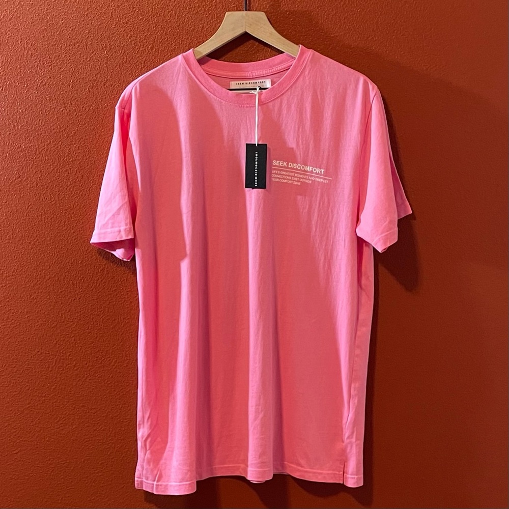 Seek Discomfort Men’s NWT Organic Cotton Pink Lightweight Crewneck Tee Shirt